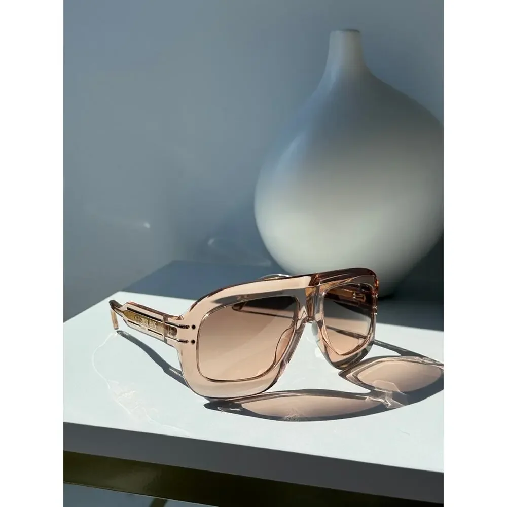 NEW Dior Signature M1U Mask Sunglasses in Pink Transparent